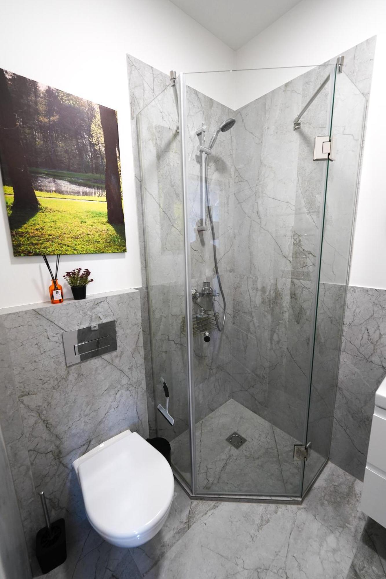 Amber Light Self-Check-In Apartments Kaunas Kültér fotó