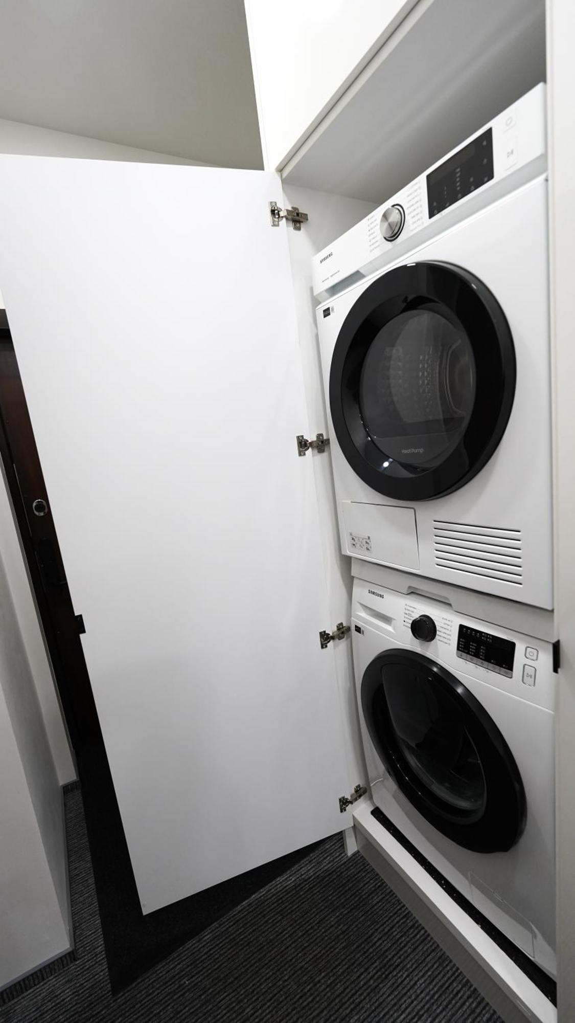 Amber Light Self-Check-In Apartments Kaunas Kültér fotó